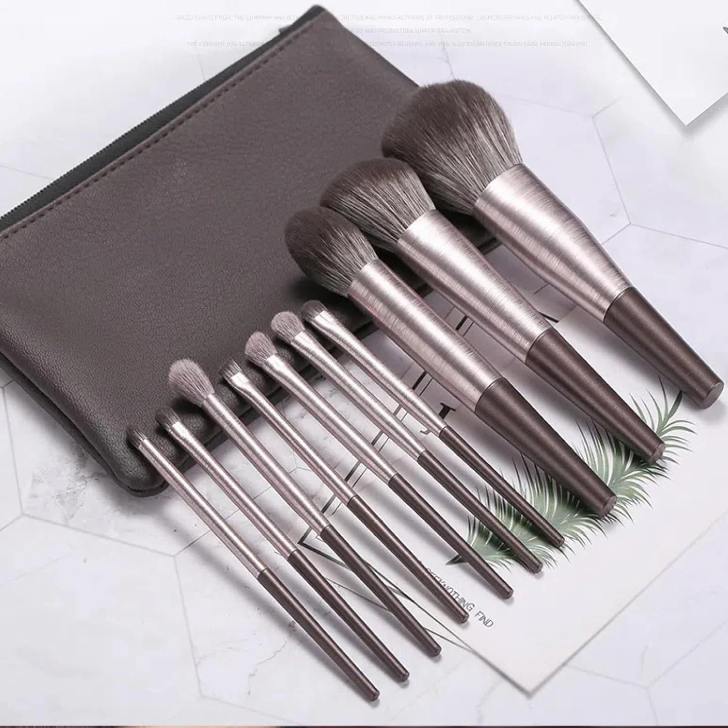 10 Makeup Brush Set, Giant Soft Loose Powder Blush Eyeshadow Brush, Full Set of Beauty Makeup Brushes
