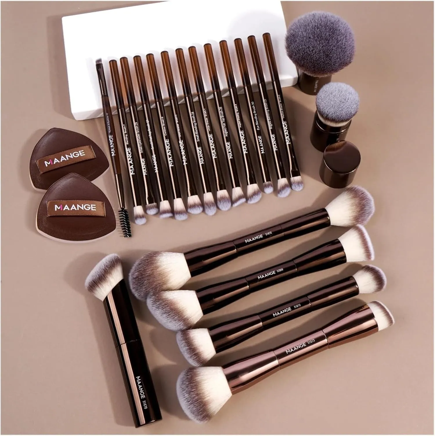 23pcs Makeup Tool Kit 20opcs Makeup Brushes Foundation Blush Concealing Eyeshadow Brush   Bag 2pcs AirCushion Puffs Gift(Golden Color)