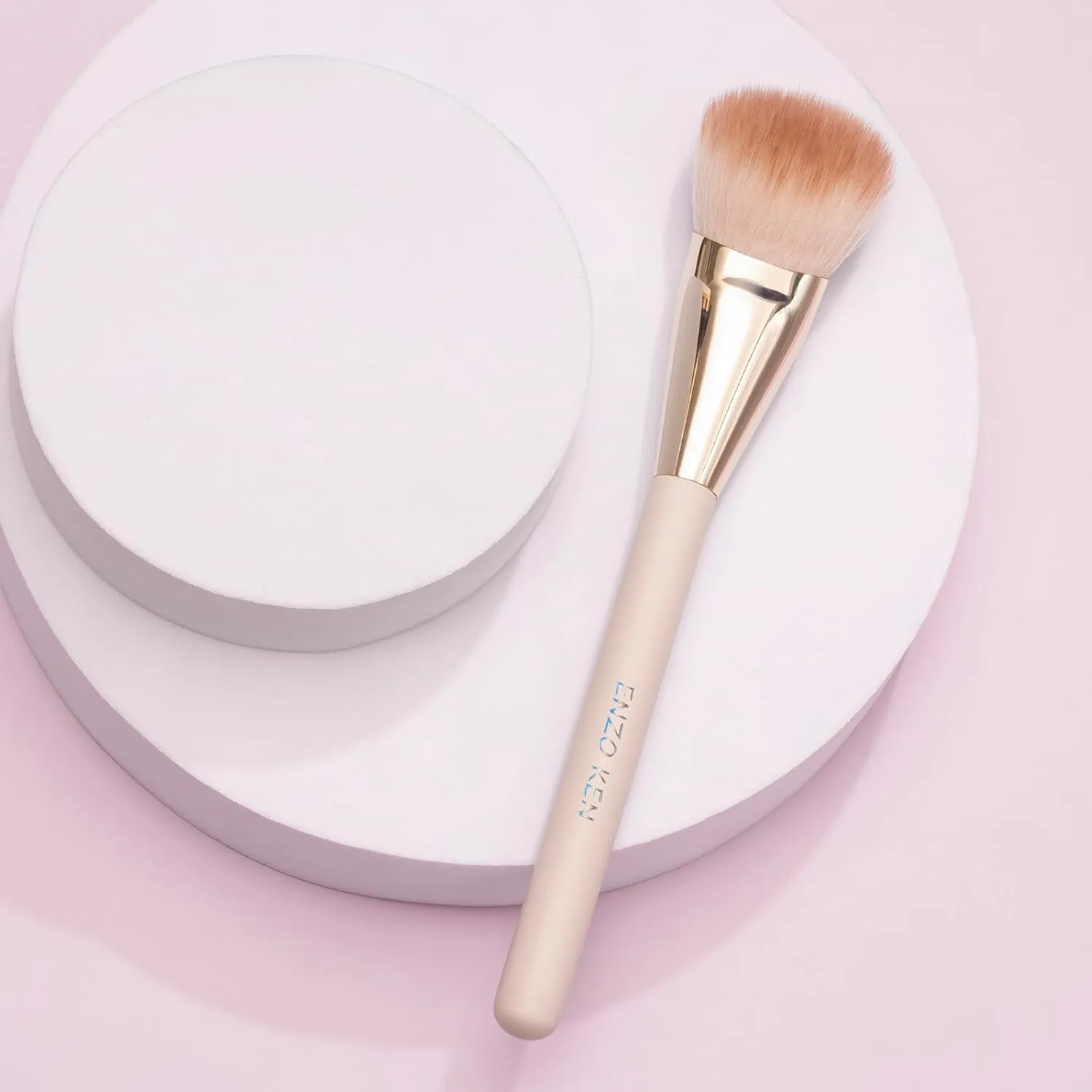 Angled Blush Brush, Blush Makeup Brush, Detail Blush Brush, Fluffy Blush Brushes for Cheeks, Contour Makeup Brushes, Power Contour Brush - Gold and Pink, 11L04B