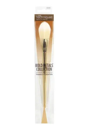 Real Techniques 101 Triangle Foundation Brush, 2.86 Ounce, Flat Edge and Angled Edges for Hard-To-Reach Areas, Unique Tip...
