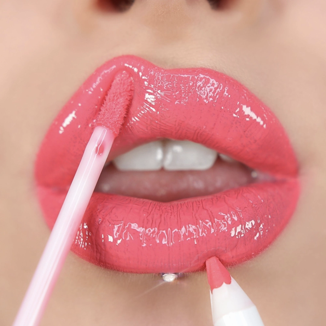 REVOLUTION Fantasy Lip Gloss & Lip Liner Kit