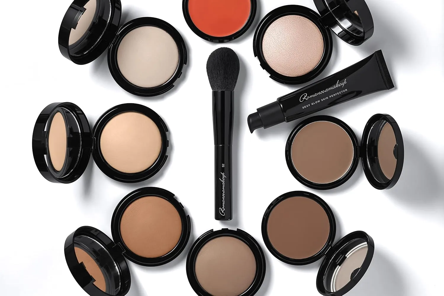 Sexy All-in-One Pro Makeup Face Brush. Durable and Ultimate Soft Brush for Easy Blending by Romanovamakeup. Blend Contour, Cream, Blush, Highlighter on Face, Smooth and Even Result for Women.