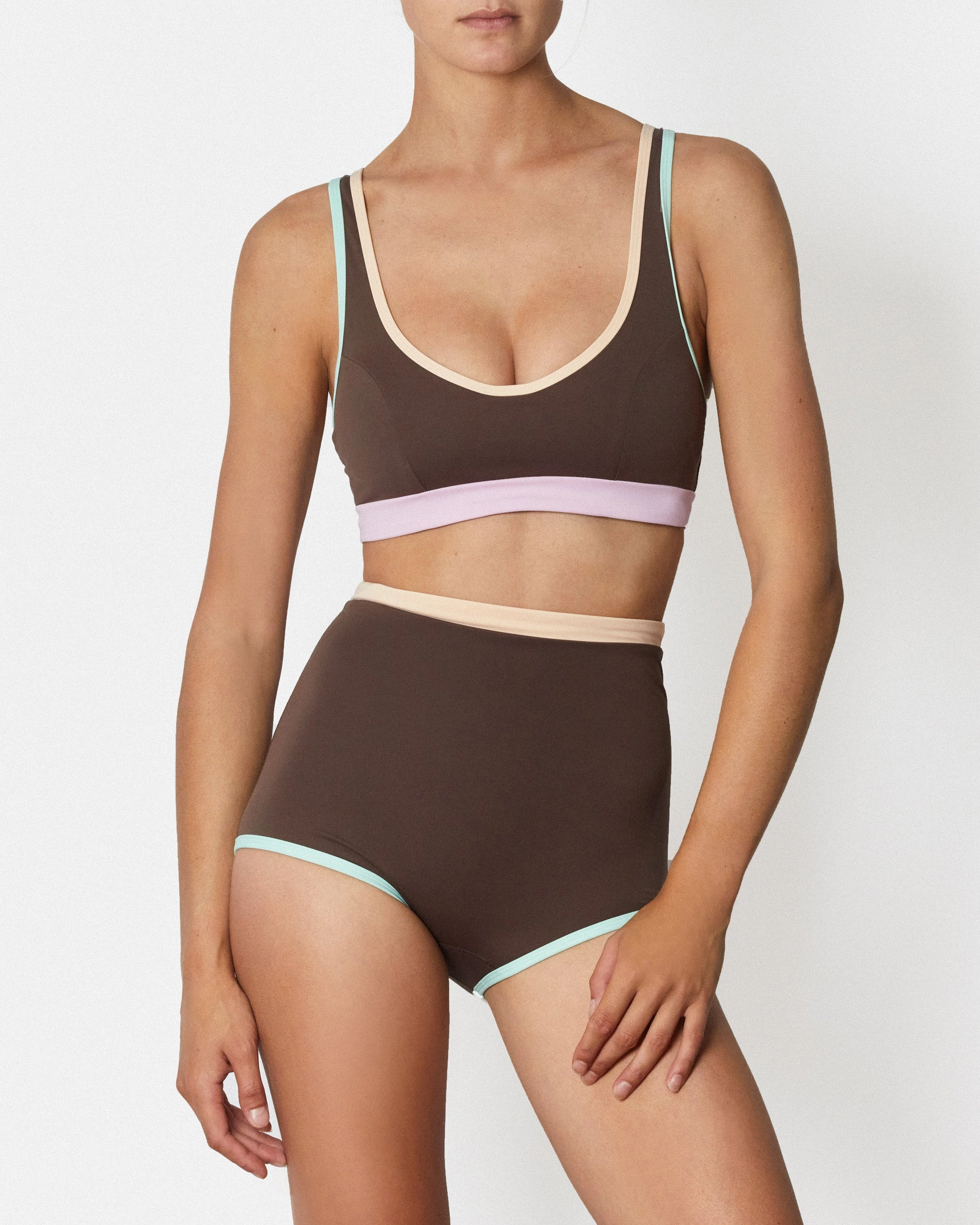 THE CONTOUR DUO SHORTIE - FUDGESICLE