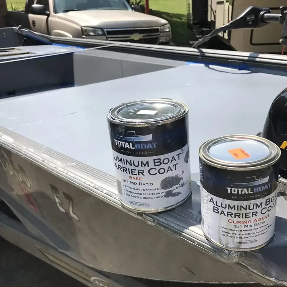 TotalBoat Aluminum Boat Barrier Coat (Quart, Gray) 32 Fl Oz (Pack of 1)